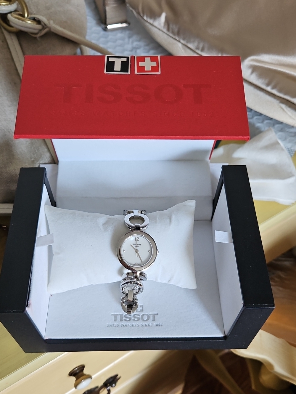 Tissot Women’s Silver Round Dial Bracelet Watch